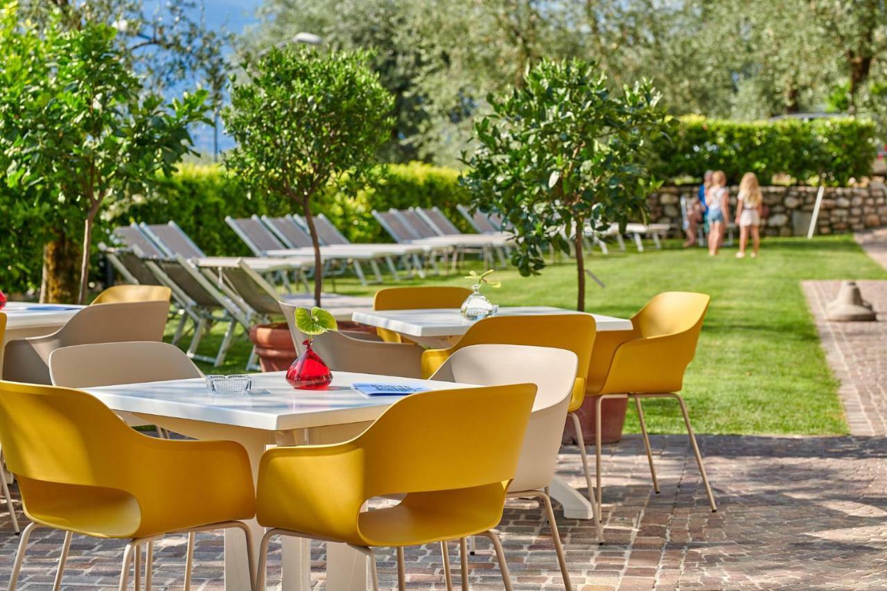 Hotel Rosemarie Limone sul Garda Exterior photo